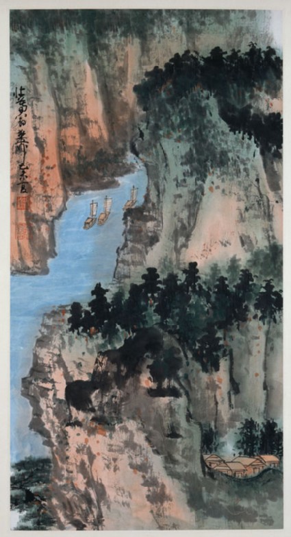 View of a gorge with three boatsfront