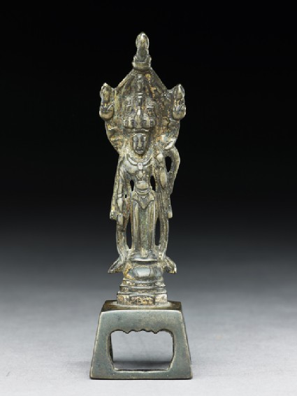 Standing figure of the bodhisattva Guanyinfront