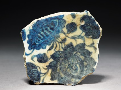 Base fragment of a bowl with flowerstop