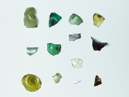 Group of glass sherdsfront