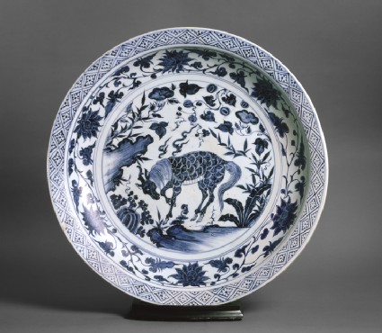 Blue-and-white dish with a kylin, or horned creaturetop