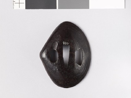 Cupped tsuba in the form of a clam shellfront