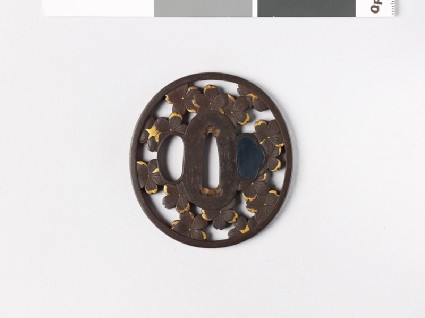 Tsuba with cherry blossomsfront