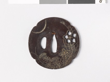 Mokkō-shaped tsuba with heraldic flower and crescent moonfront