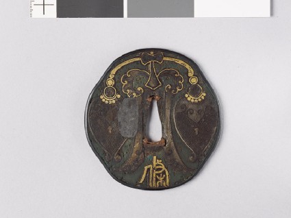 Octagonal tsuba with Chinese pendentfront