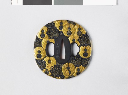 Tsuba with butterflies and mon crest of the Hori of Iidafront