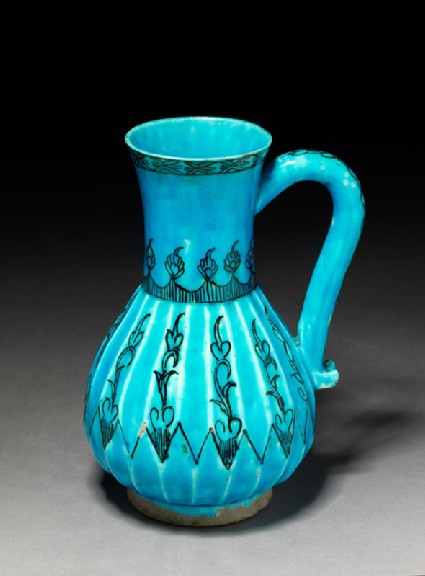 Jug with vegetal decorationoblique