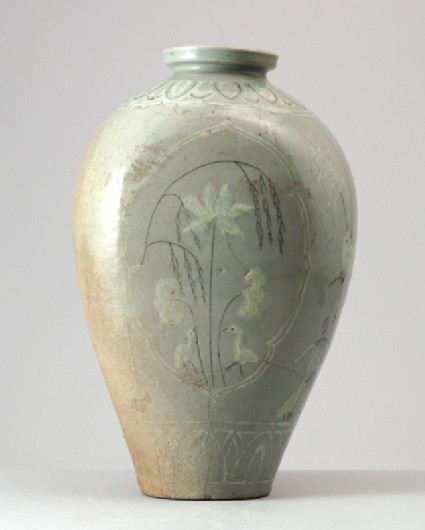 Greenware vase with birds and floral decorationfront