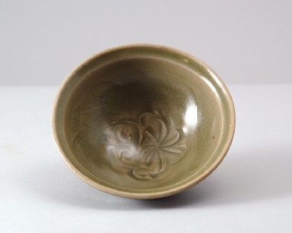 Greenware bowl with flowers and wavesfront