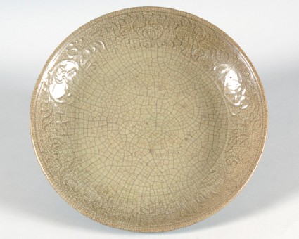 Greenware dish with peony decorationfront