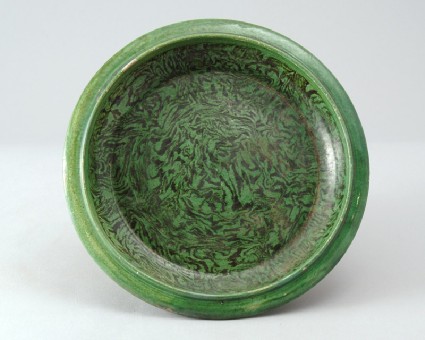 Dish with marbled decorationfront