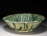 Bowl with splashed decoration in green (oblique)