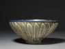 Bowl with vegetal decoration and central rosette (side)
