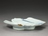 Dish in the form of an egret (oblique)
